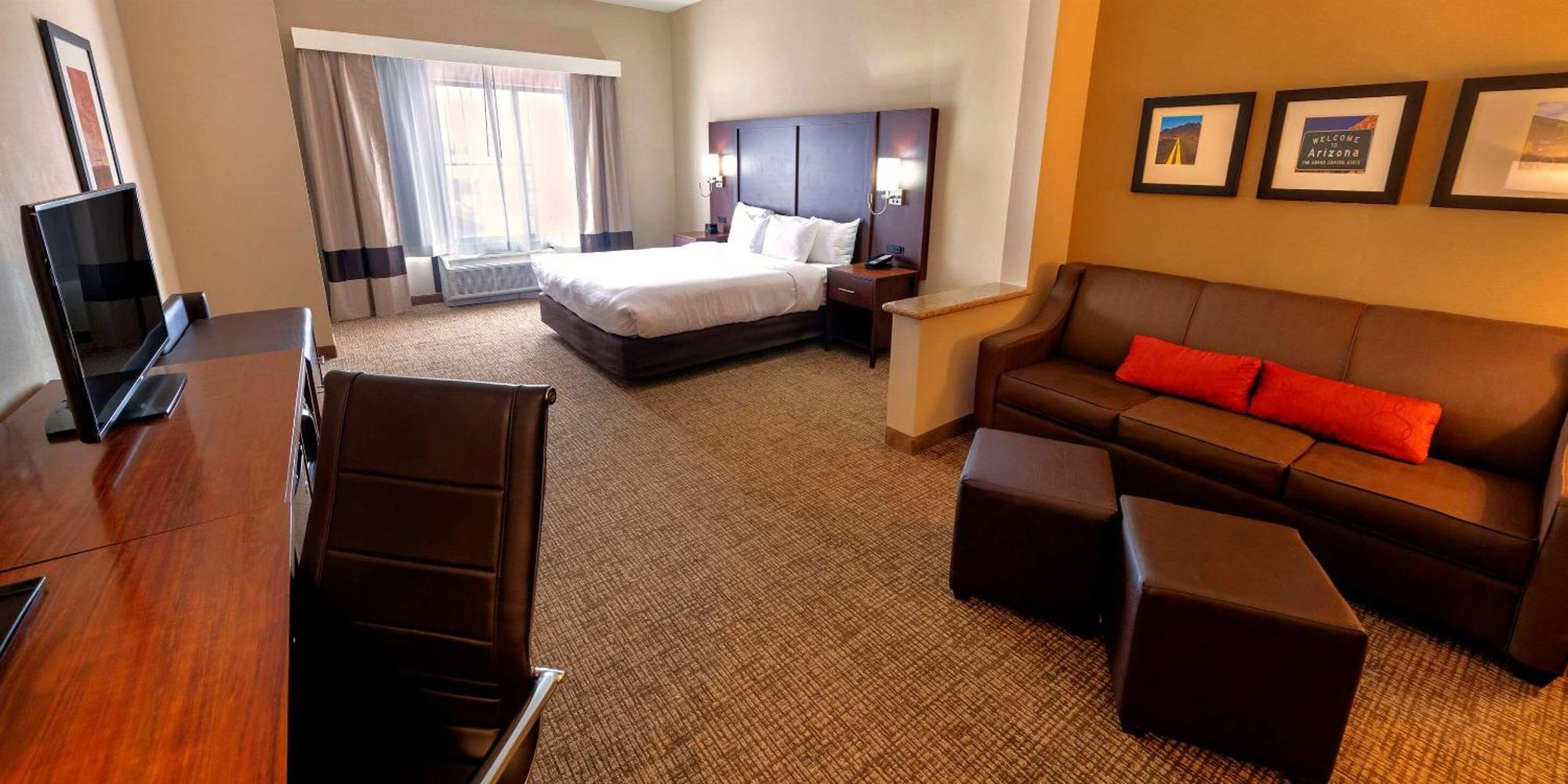 คอมฟอร์ท สวีทส์ Hotel กูดเยียร์ ห้อง รูปภาพ